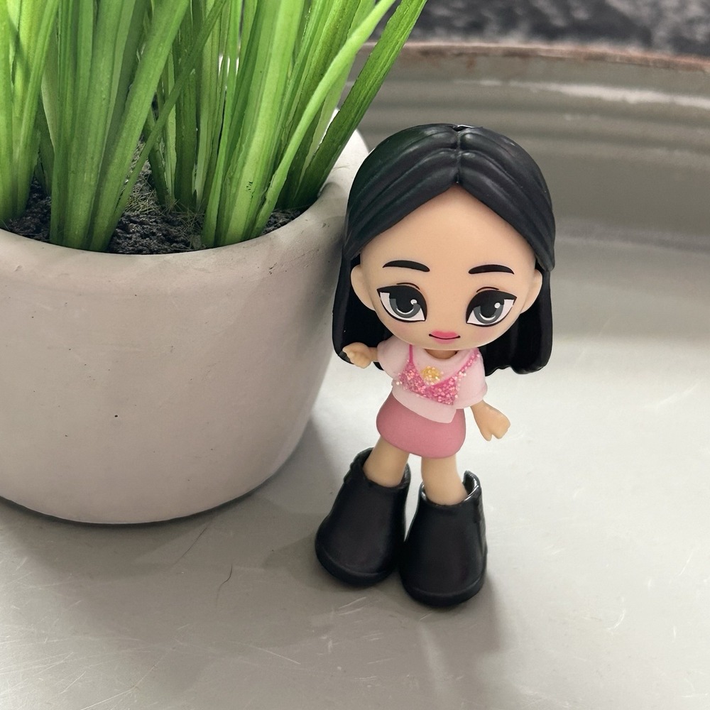 BlackPink BPINK Mystery Micro Pop Stars Ddu-Du Ddu-Du Jisoo‎